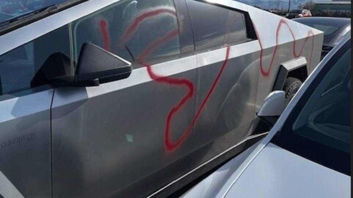 Police: Meridian, Idaho Tesla vandalized with Nazi symbols | Idaho